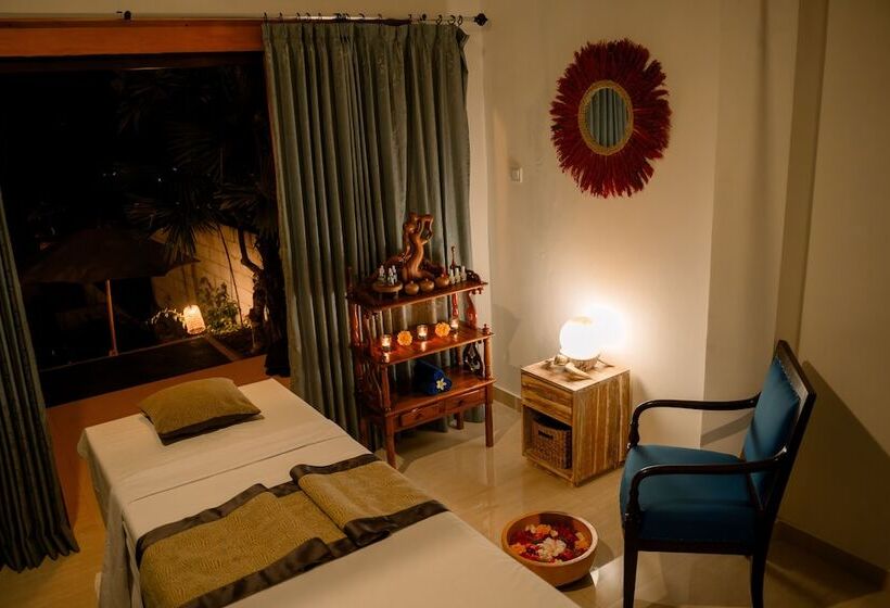 호텔 Mere Sea View Resort & Spa Nusa Penida