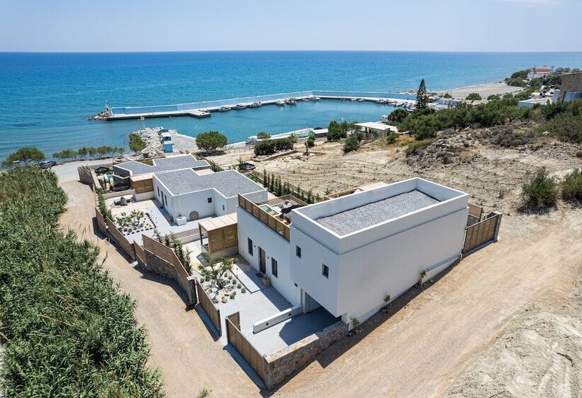 酒店 Mneme Suites & Villas