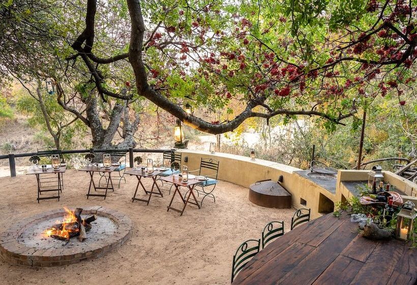 ホテル Shimungwe Lodge