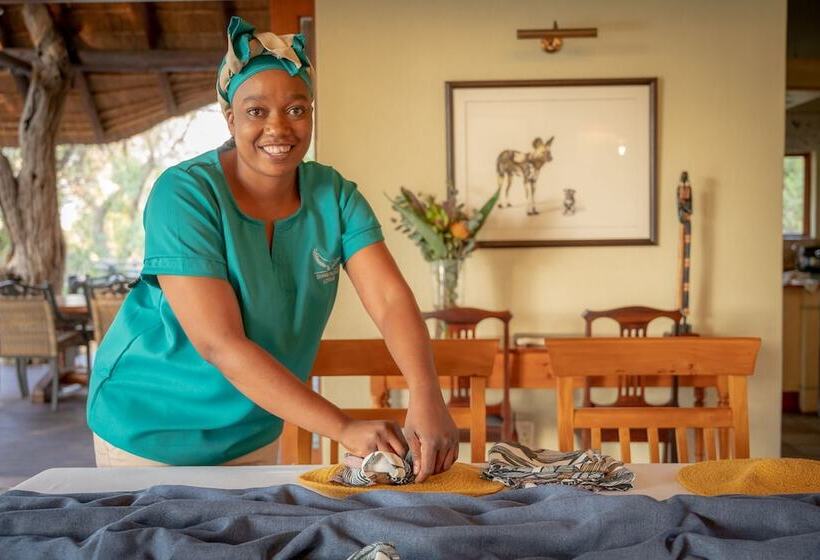 ホテル Shimungwe Lodge