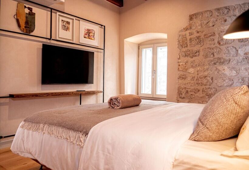 Hotel Villa Porta Maestra