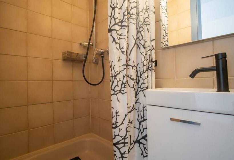 ペンション Family And Friends Hassloch