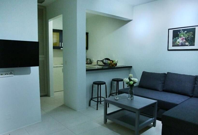 פנסיון Vivian Art Apartments