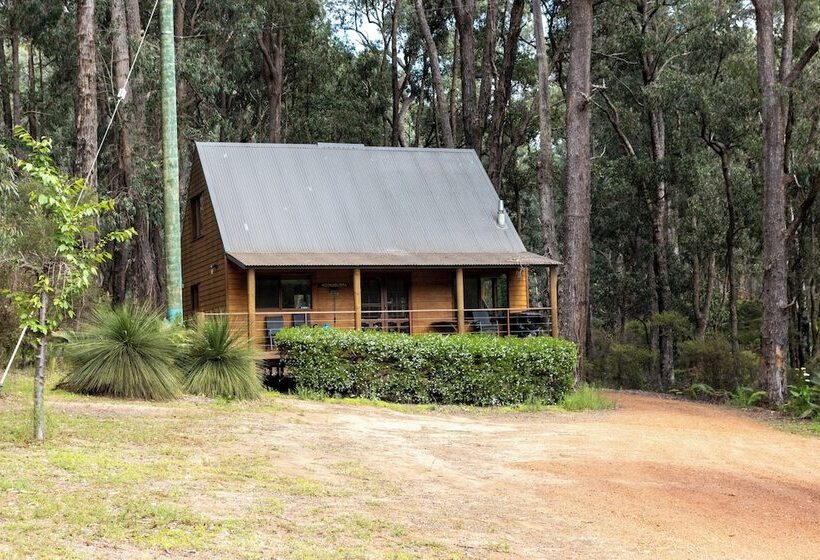 אתר נופש Noble River Estate