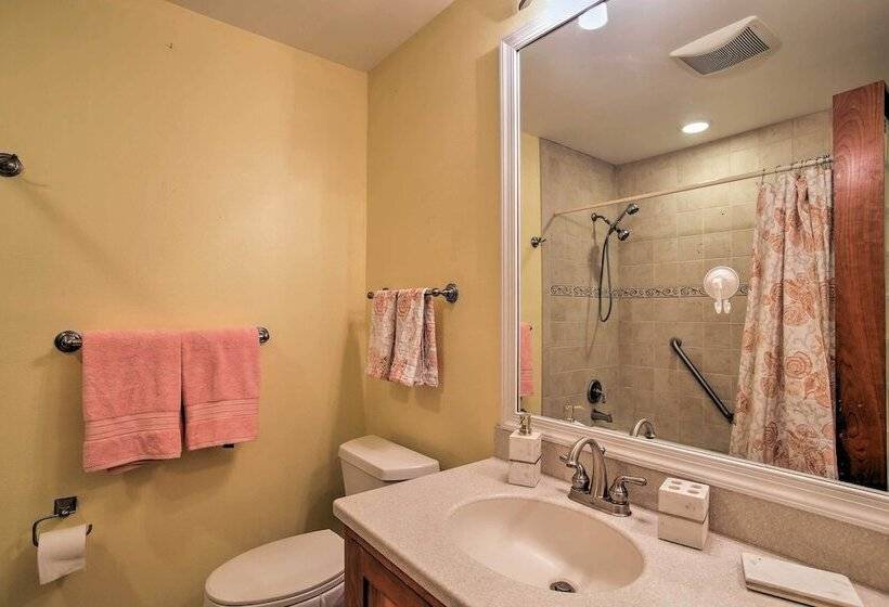 Riviera Beach Home W/ Pool   Walk To Beaches!