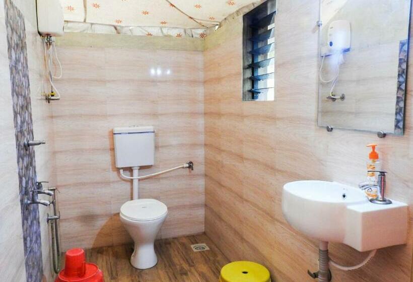 Отель The Tent Resort Malvan