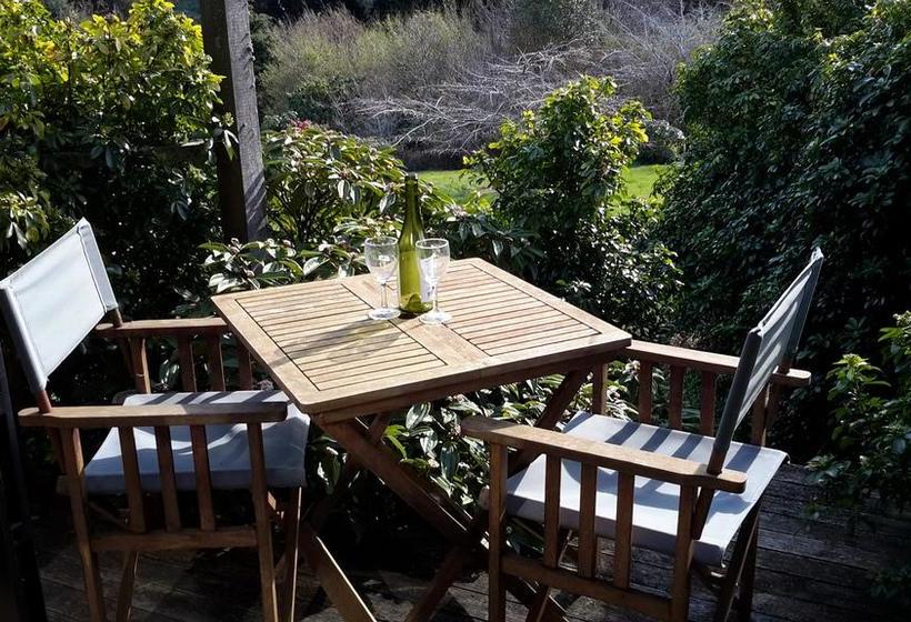 تختخواب و صبحانه Leithview B And B