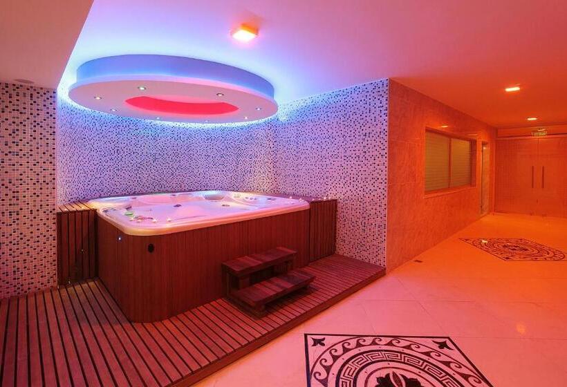 Forum Suite Otel