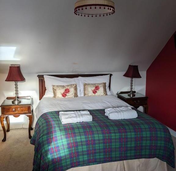 簡易ホテル Bennachie Lodge Hotel In Kemnay