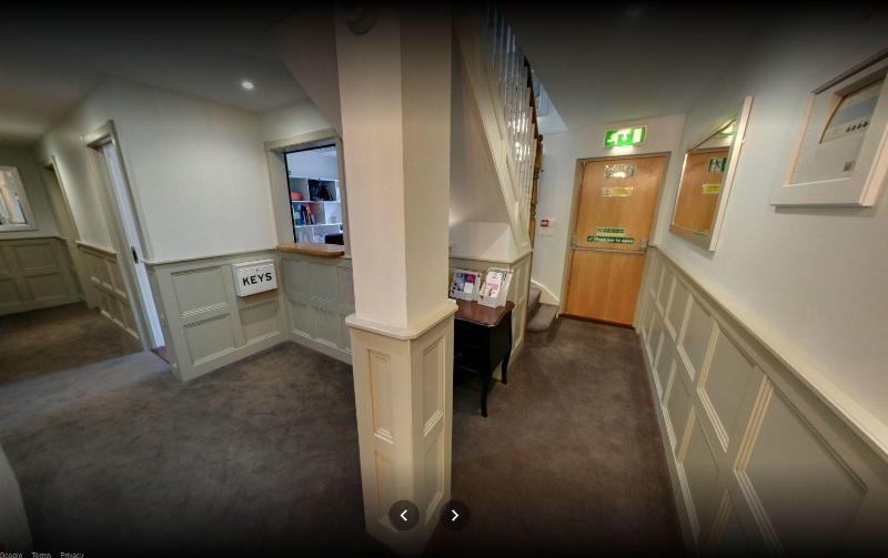 Хостел Mccafferty S Guesthouse Ilford
