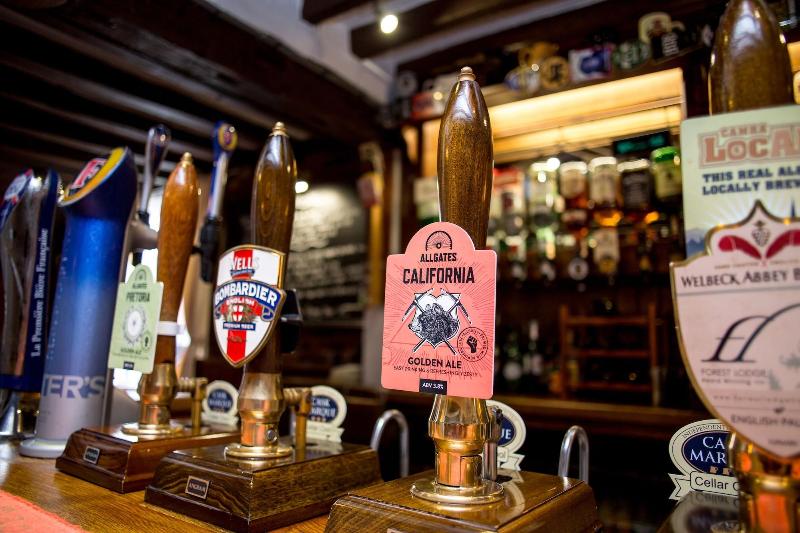 فندق فئة نجمة واحدة The Forest Lodge