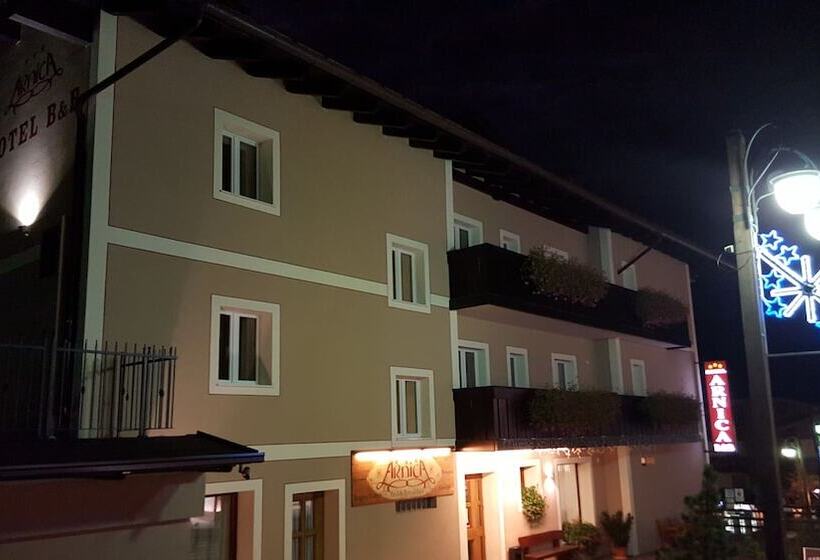 هتل Garni Arnica S