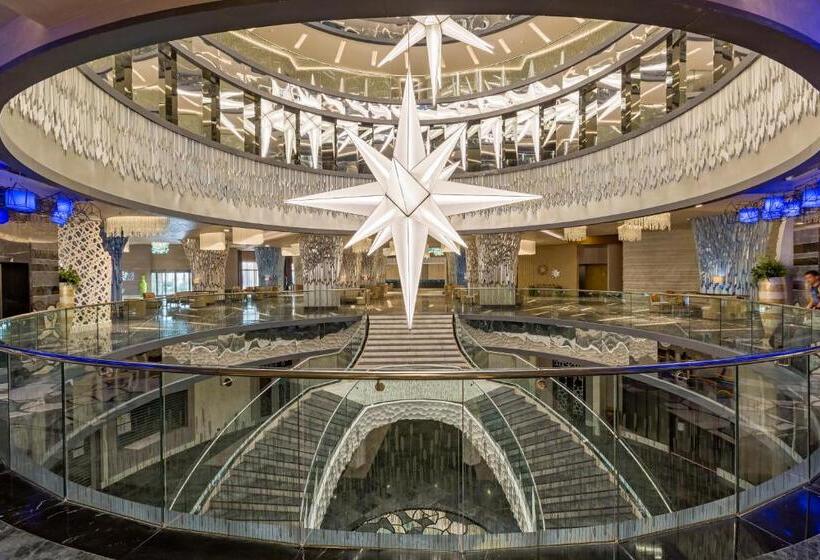 هتل Royal Seginus