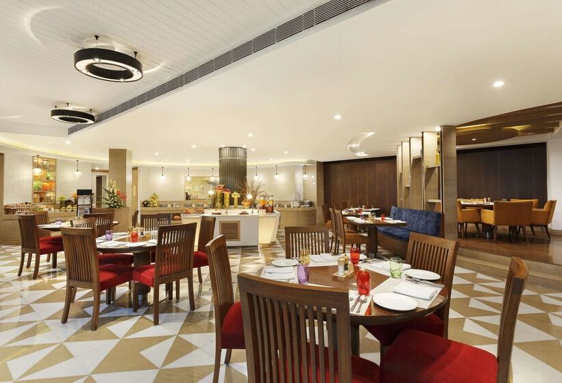 酒店 Sarovar Portico Outer Ring Road