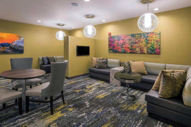 فندق Springhill Suites By Marriott Fishkill