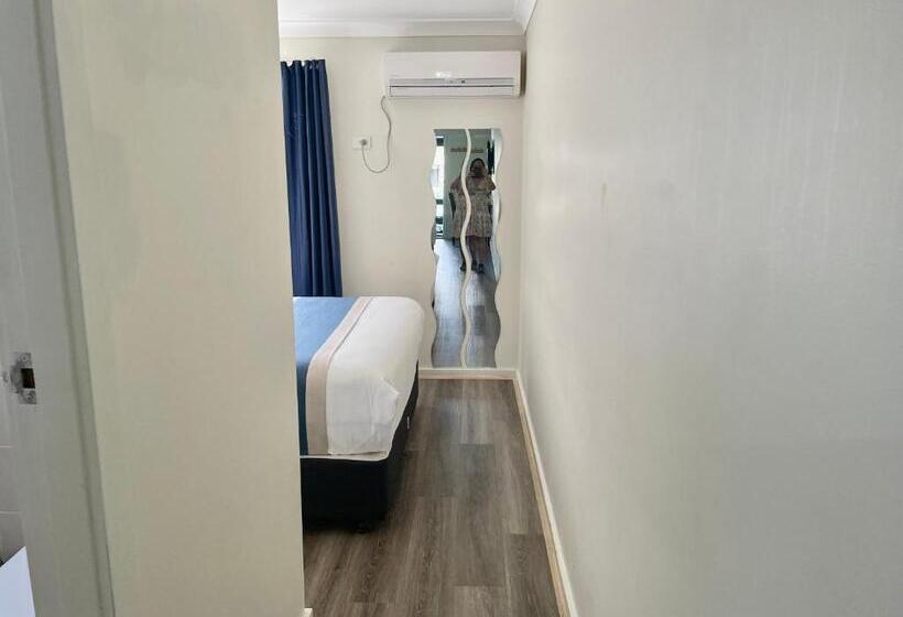 מוטל Highway Motor Inn Taree