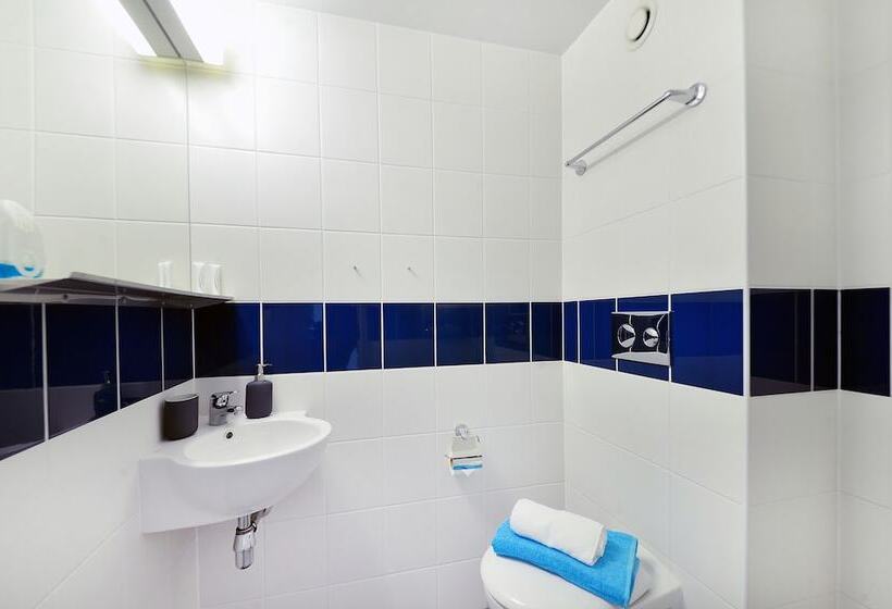 Newport Student Village