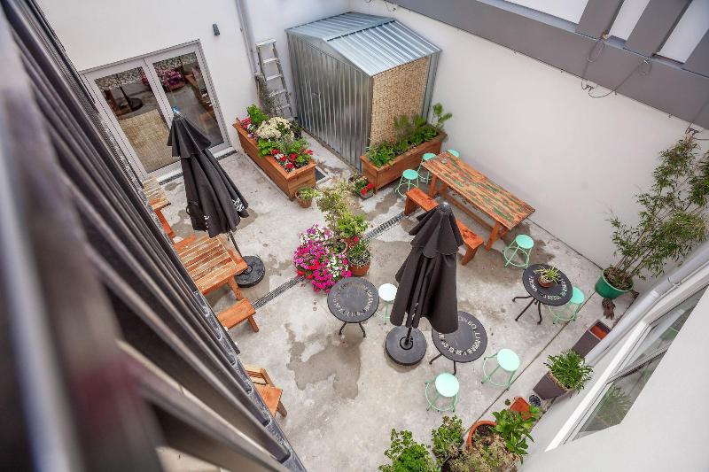 پانسیون Colombo Lodge