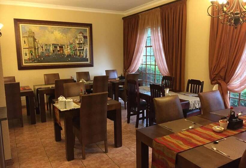 بنسيون Sunset Manor Guest House