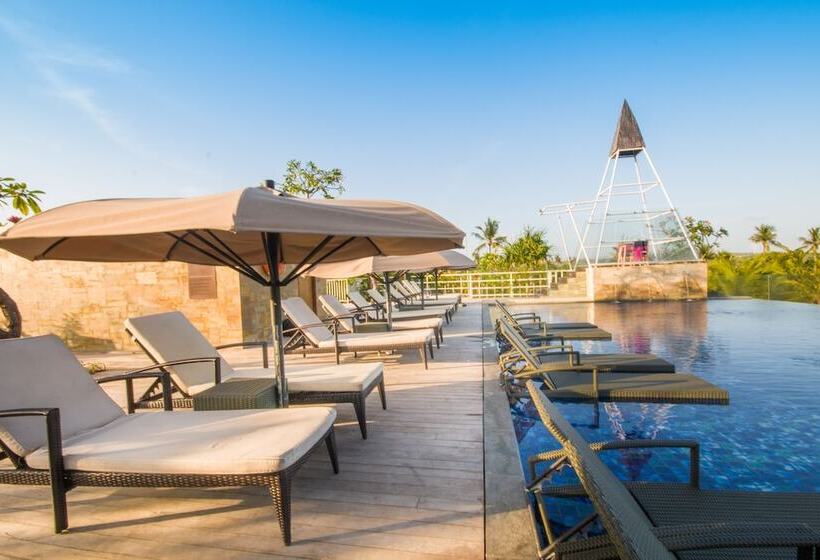 استراحتگاه Fox Hotel Jimbaran Beach