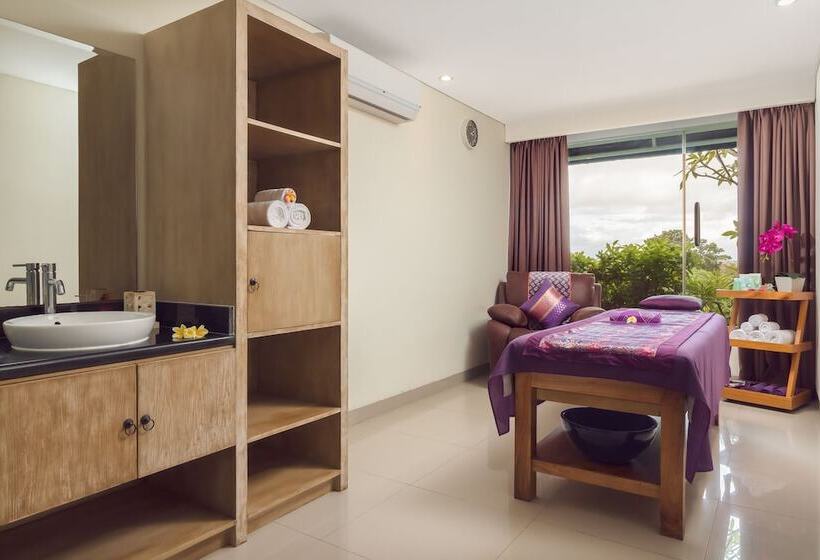 استراحتگاه Fox Hotel Jimbaran Beach