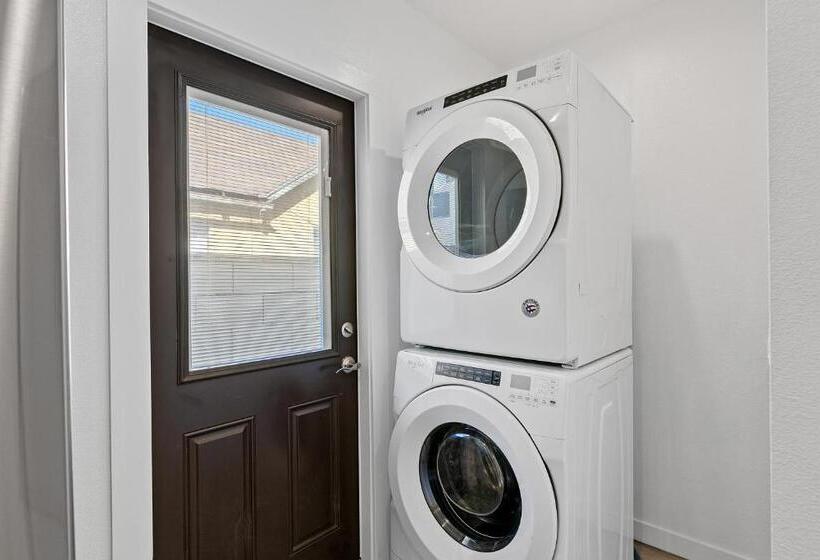 צימר Muirfield Chic City Bungalow With Parking