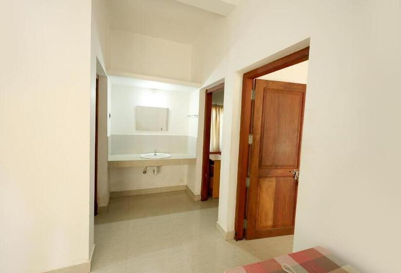 پانسیون Daffodil Rooms   Non Ac