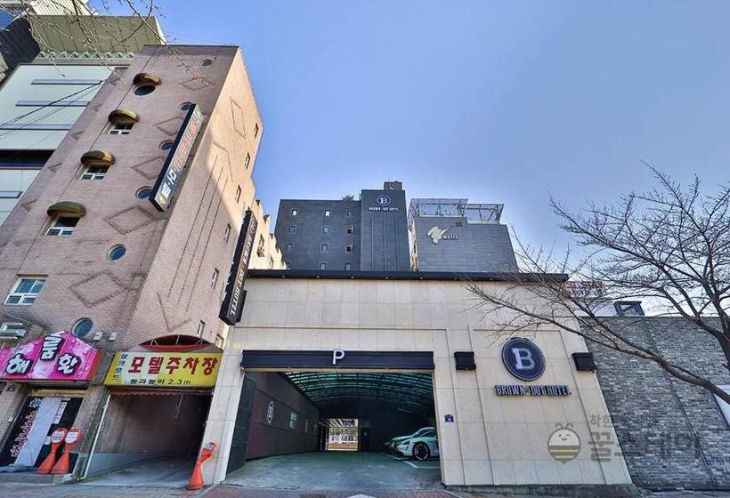 Browndot Hotel Guun