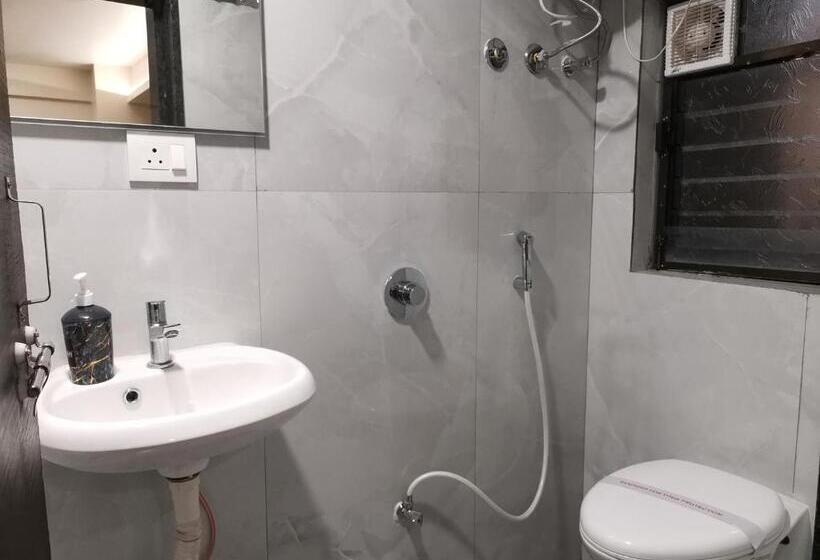Отель Darshan Grand