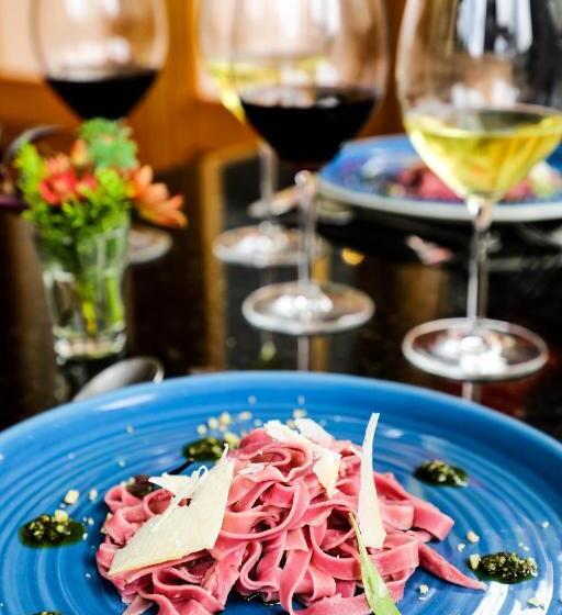 ホテル Tosa Blue Mountain, Retreat & Spa