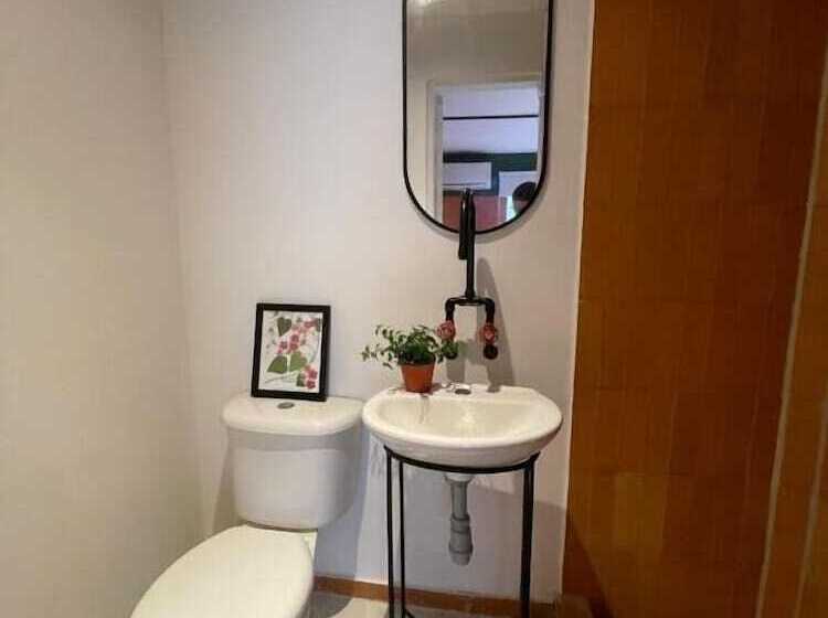 تختخواب و صبحانه La Bonita Guesthouse