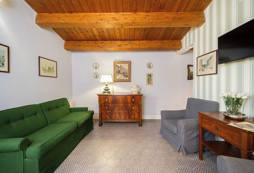 مبيت وإفطار Foresteria Di Serracavallo