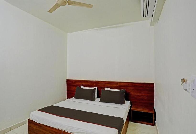 Collection O Hotel Aditya Inn