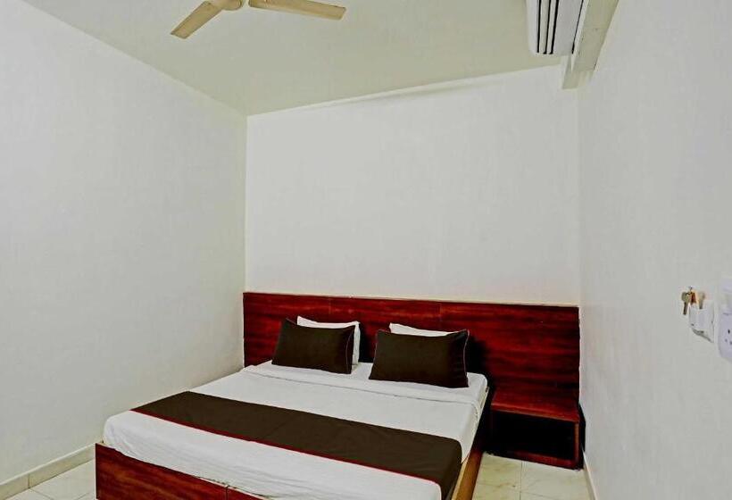 Collection O Hotel Aditya Inn
