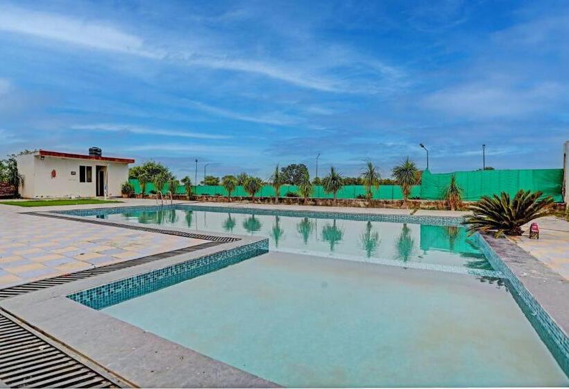 فندق Oyo Flagship Green Vatika Resort