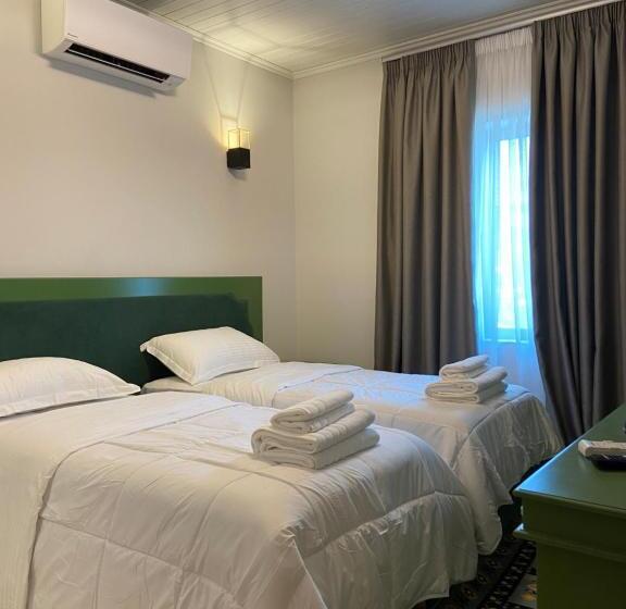 تختخواب و صبحانه “sarajet” Bed&breakfast