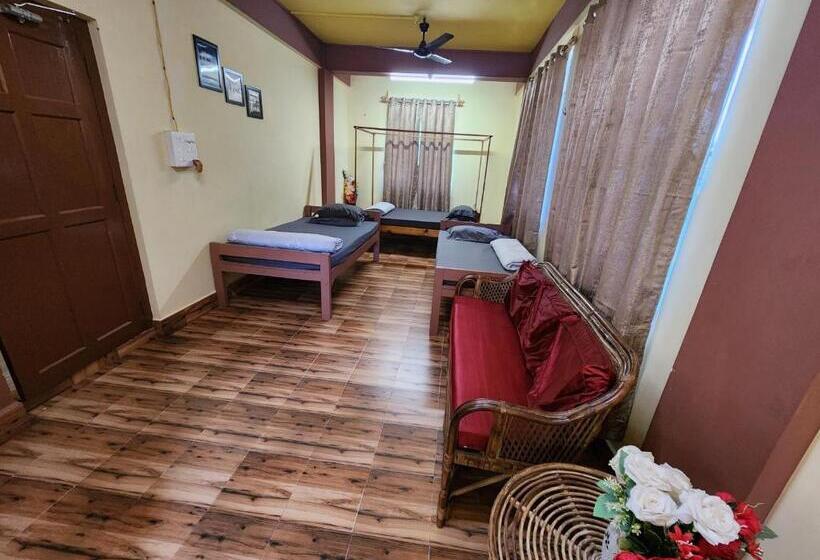 فندق Reba Food And Lodging Dawki