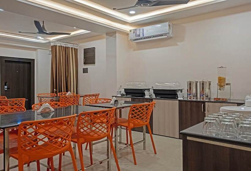 בית מלון כפרי Treebo Su Casa Grand