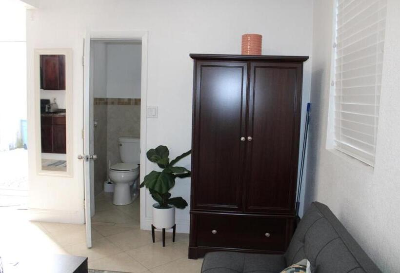 پانسیون Stunning Suite By Hard Rock Stadium And Casino
