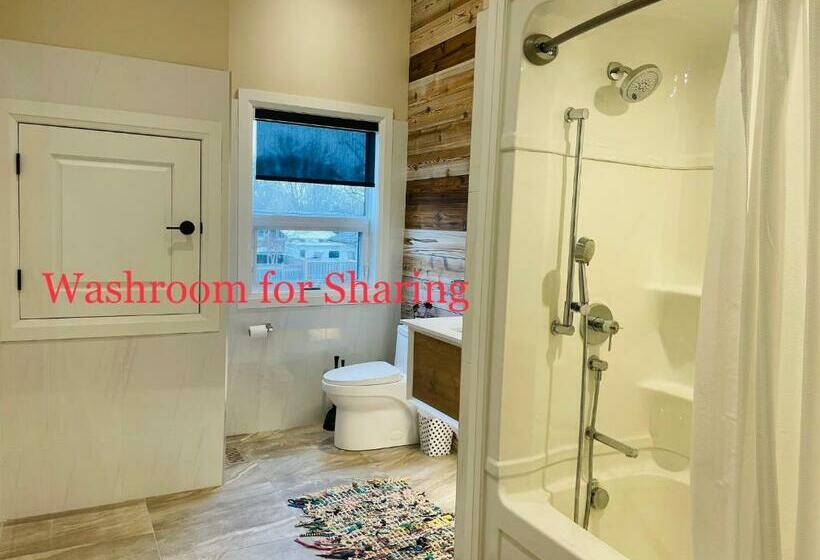 تختخواب و صبحانه Superior Family Room