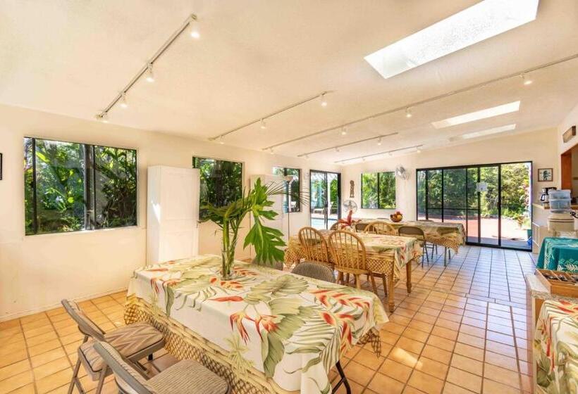 酒店 Gardenia Room On Tropical Lush Farm In Haiku, Maui