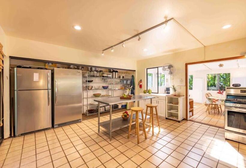 酒店 Gardenia Room On Tropical Lush Farm In Haiku, Maui