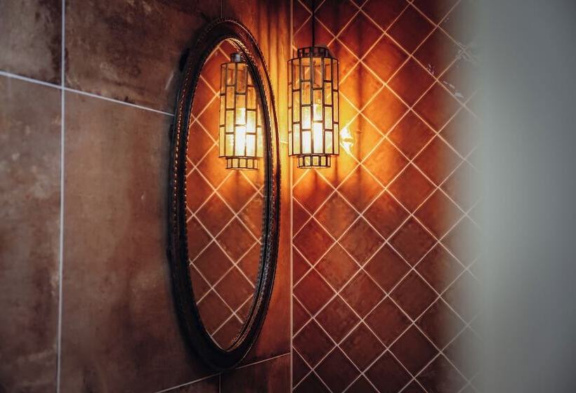 هتل Hajé Nieuwegein