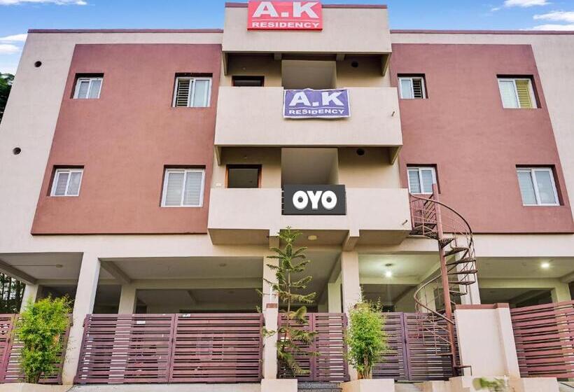 בית מלון כפרי O A K Residency