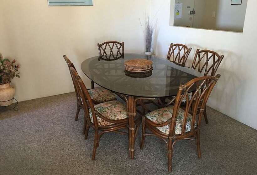 Capricornia Apartments