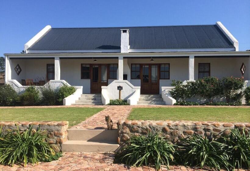 ホテル Endless Vineyards At Wildekrans Wine Estate
