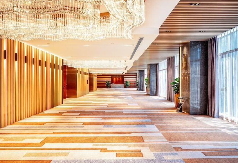 فندق Holiday Inn Neijiang Riverside, An Ihg