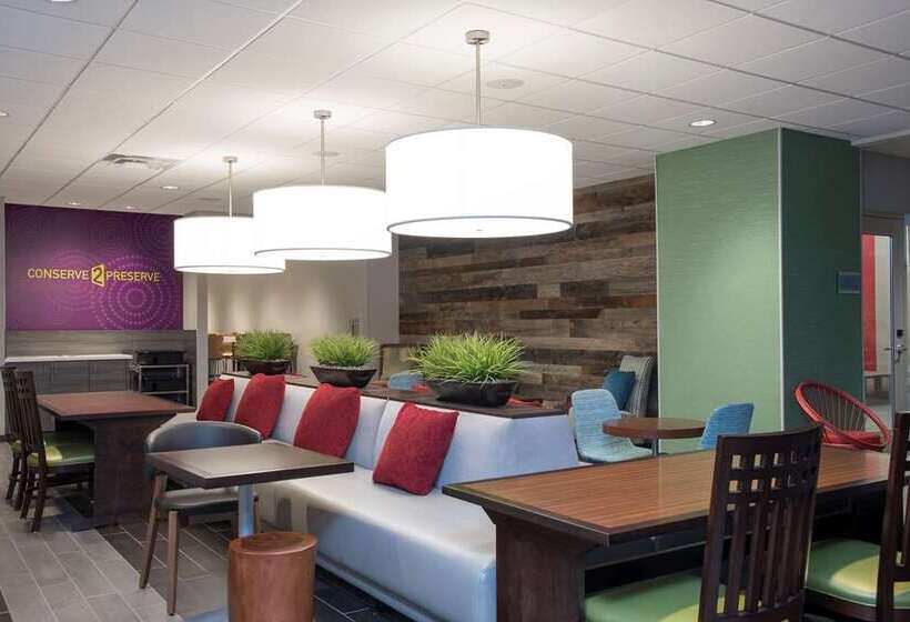 Отель Home2 Suites By Hilton Indianapolis Downtown