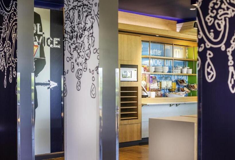 هتل Ibis Budget Brisbane Airport