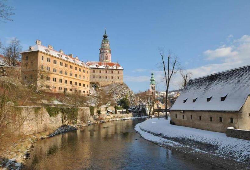 هتل Krčínův Dům